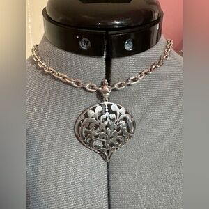 Metal Elo Brazil Statement Necklace – Ornate Filigree Pendant